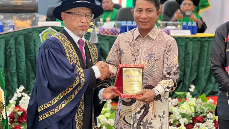 KETUA DPRD KABUPATEN NATUNA HADIRI ACARA WISUDA SARJANA SEKOLAH TINGGI ISLAM (STAI) NATUNA